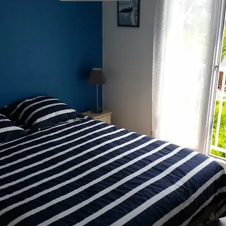 Tres Bel Appartement Centre Ville 2 Mn Plages Et Marche Dinard Exterior photo