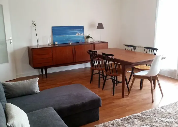 Tres Bel Appartement Centre Ville 2 Mn Plages Et Marche